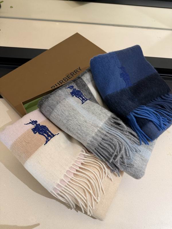 Burberry Scarf 30X180cm E120551